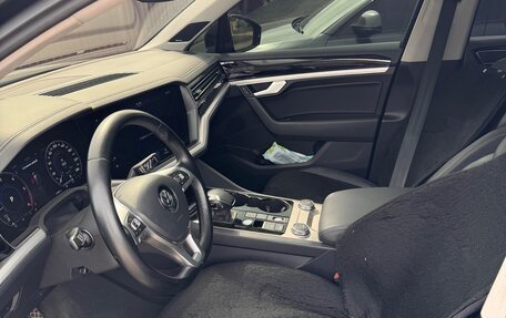Volkswagen Touareg III, 2019 год, 7 999 000 рублей, 4 фотография
