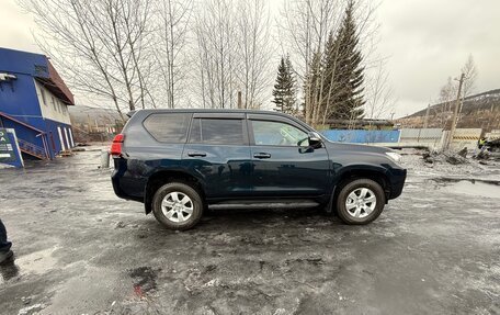 Toyota Land Cruiser Prado 150 рестайлинг 2, 2020 год, 6 000 000 рублей, 7 фотография