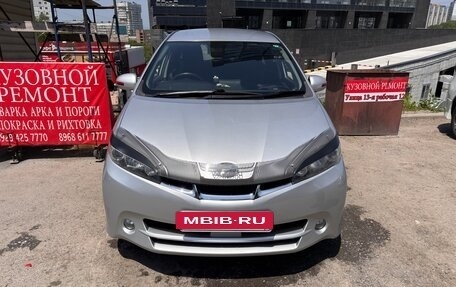 Toyota Wish II, 2011 год, 1 250 000 рублей, 2 фотография