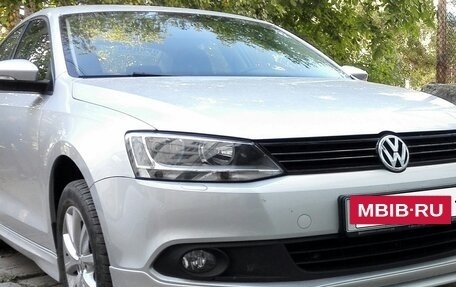 Volkswagen Jetta VI, 2012 год, 1 149 000 рублей, 2 фотография