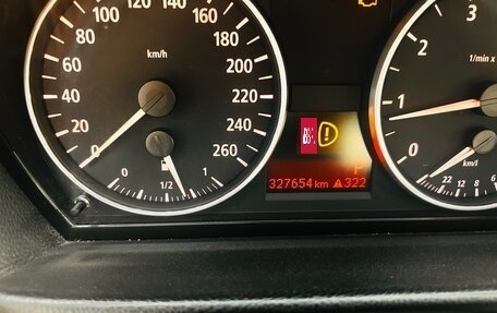 BMW 3 серия, 2005 год, 550 000 рублей, 11 фотография