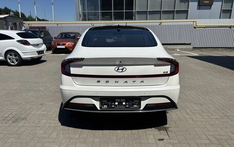 Hyundai Sonata VIII, 2021 год, 2 990 000 рублей, 4 фотография