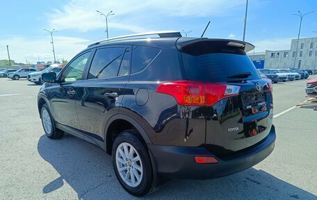 Toyota RAV4, 2015 год, 1 850 000 рублей, 5 фотография
