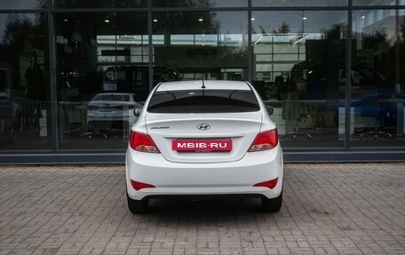 Hyundai Solaris II рестайлинг, 2016 год, 950 000 рублей, 4 фотография