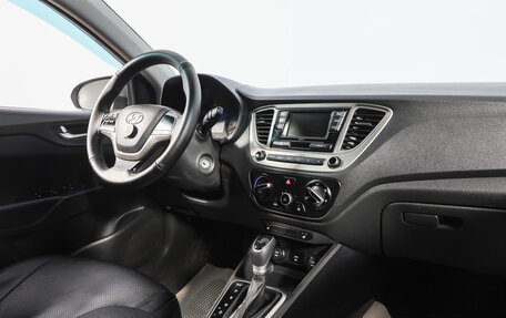 Hyundai Solaris II рестайлинг, 2021 год, 1 099 000 рублей, 10 фотография