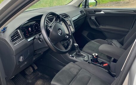 Volkswagen Tiguan II, 2018 год, 2 650 000 рублей, 5 фотография