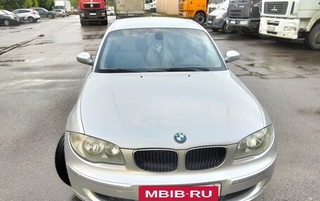 BMW 1 серия, 2008 год, 735 000 рублей, 12 фотография