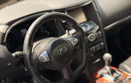 Infiniti QX70, 2017 год, 2 000 000 рублей, 16 фотография