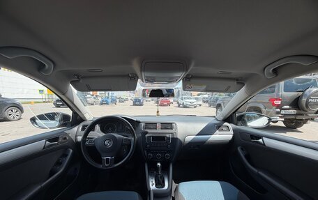 Volkswagen Jetta VI, 2013 год, 890 000 рублей, 9 фотография