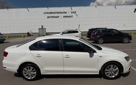 Volkswagen Jetta VI, 2013 год, 890 000 рублей, 4 фотография