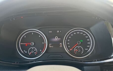 Volkswagen Multivan T6 рестайлинг, 2022 год, 4 800 000 рублей, 9 фотография
