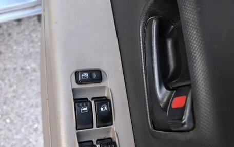 Toyota Passo III, 2005 год, 390 000 рублей, 9 фотография
