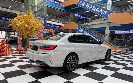 BMW 3 серия, 2022 год, 2 650 400 рублей, 5 фотография
