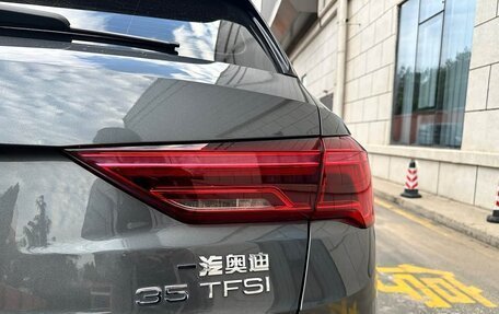 Audi Q3, 2023 год, 2 800 000 рублей, 5 фотография