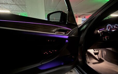 BMW 5 серия, 2018 год, 4 000 000 рублей, 18 фотография