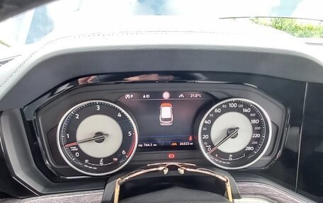 Volkswagen Touareg III, 2020 год, 5 950 000 рублей, 7 фотография