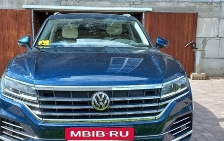 Volkswagen Touareg III, 2020 год, 5 950 000 рублей, 3 фотография