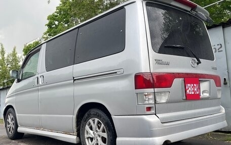 Mazda Bongo Friendee i рестайлинг, 2003 год, 445 000 рублей, 10 фотография