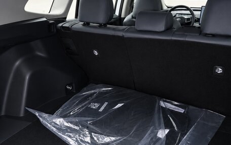 Toyota RAV4, 2025 год, 4 100 000 рублей, 12 фотография