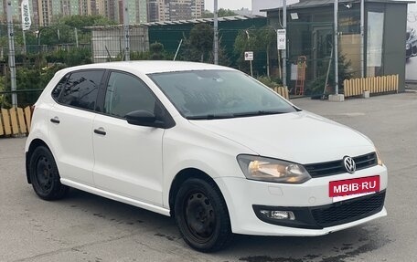 Volkswagen Polo VI (EU Market), 2010 год, 600 000 рублей, 2 фотография