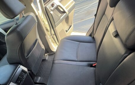 Toyota Land Cruiser Prado 150 рестайлинг 2, 2012 год, 2 900 000 рублей, 9 фотография