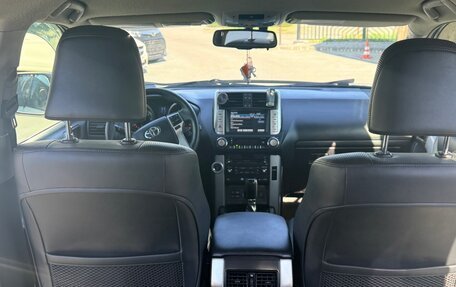 Toyota Land Cruiser Prado 150 рестайлинг 2, 2012 год, 2 900 000 рублей, 11 фотография