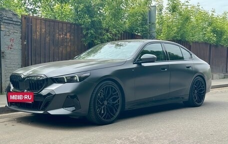 BMW 5 серия, 2023 год, 7 990 000 рублей, 2 фотография