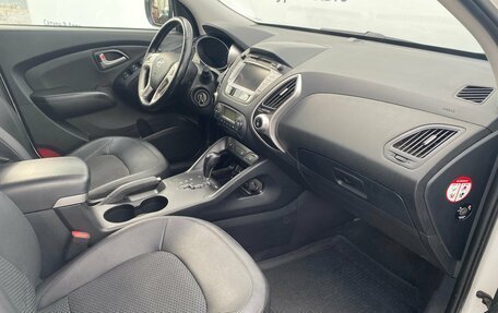 Hyundai ix35 I рестайлинг, 2013 год, 1 200 000 рублей, 12 фотография