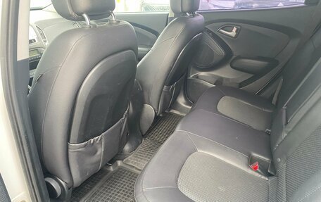 Hyundai ix35 I рестайлинг, 2013 год, 1 200 000 рублей, 10 фотография