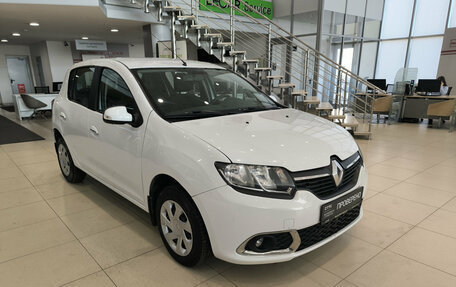 Renault Sandero II рестайлинг, 2016 год, 850 000 рублей, 3 фотография