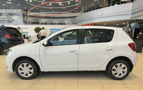 Renault Sandero II рестайлинг, 2016 год, 850 000 рублей, 10 фотография