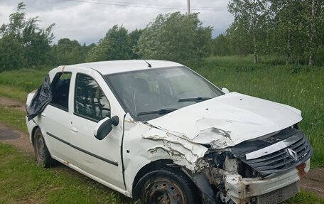 Renault Logan I, 2014 год, 130 000 рублей, 8 фотография