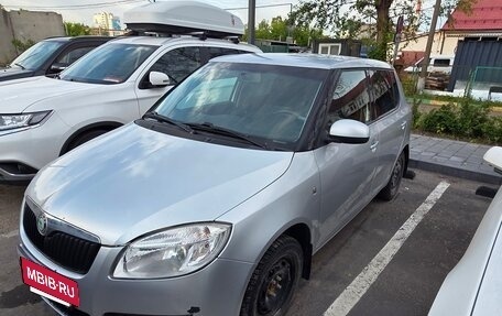 Skoda Fabia II, 2010 год, 570 000 рублей, 2 фотография