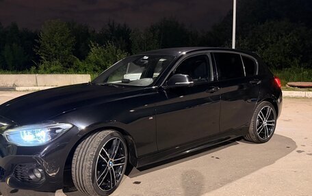 BMW 1 серия, 2019 год, 1 950 000 рублей, 7 фотография