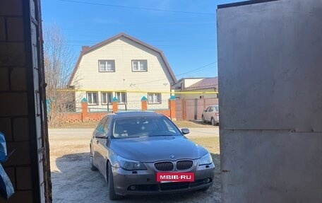 BMW 5 серия, 2005 год, 550 000 рублей, 3 фотография
