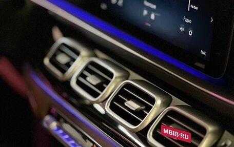 Mercedes-Benz GLS, 2023 год, 13 790 000 рублей, 4 фотография
