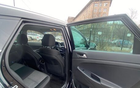 Hyundai Tucson III, 2019 год, 2 050 000 рублей, 15 фотография