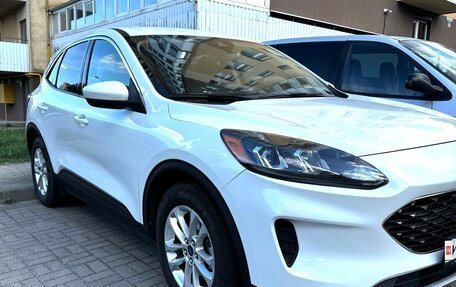 Ford Escape, 2020 год, 2 500 000 рублей, 3 фотография