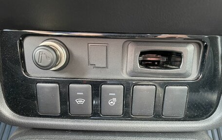 Mitsubishi Outlander III рестайлинг 3, 2018 год, 2 112 000 рублей, 18 фотография