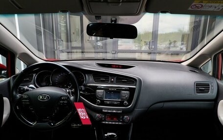 KIA cee'd III, 2014 год, 949 900 рублей, 24 фотография