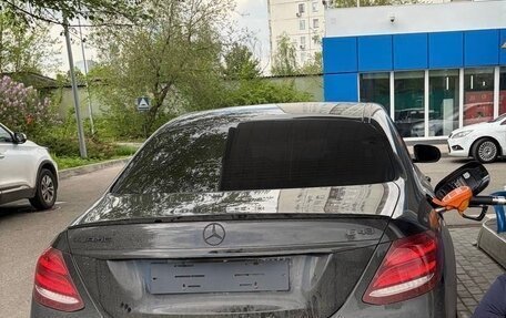 Mercedes-Benz E-Класс, 2018 год, 3 450 000 рублей, 6 фотография