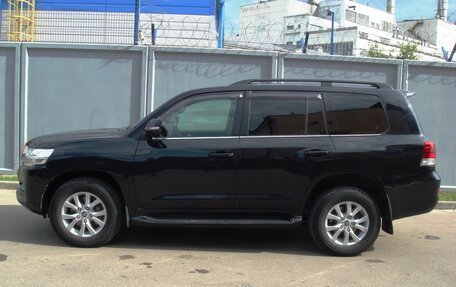 Toyota Land Cruiser 200, 2017 год, 5 500 000 рублей, 4 фотография