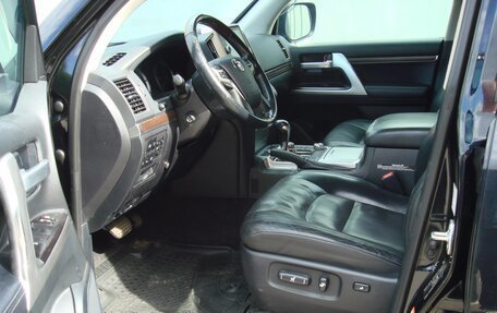 Toyota Land Cruiser 200, 2017 год, 5 500 000 рублей, 10 фотография