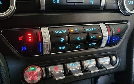Ford Mustang VI рестайлинг, 2023 год, 4 500 000 рублей, 34 фотография