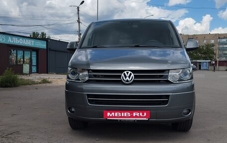 Volkswagen Multivan T5, 2010 год, 2 340 000 рублей, 3 фотография