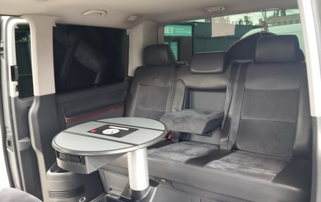 Volkswagen Multivan T5, 2010 год, 2 340 000 рублей, 9 фотография