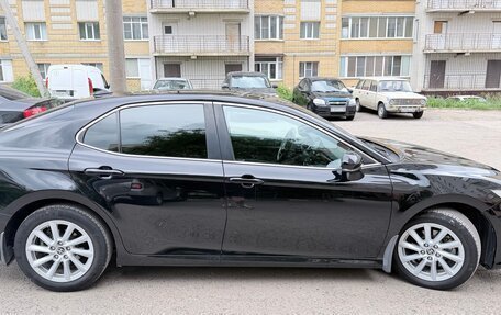 Toyota Camry, 2021 год, 3 550 000 рублей, 3 фотография