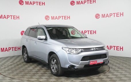 Mitsubishi Outlander III рестайлинг 3, 2012 год, 1 198 000 рублей, 3 фотография