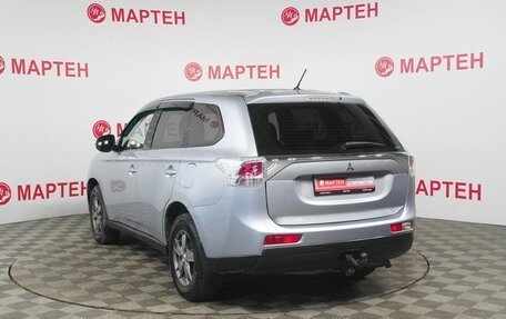 Mitsubishi Outlander III рестайлинг 3, 2012 год, 1 198 000 рублей, 7 фотография