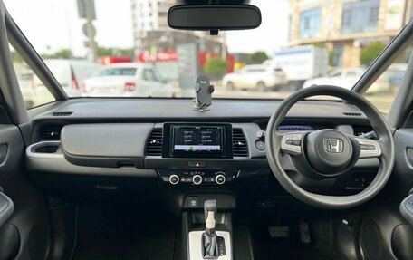 Honda Fit, 2020 год, 1 225 000 рублей, 15 фотография